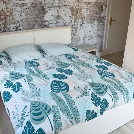 Des Hirondelles * Ostheim