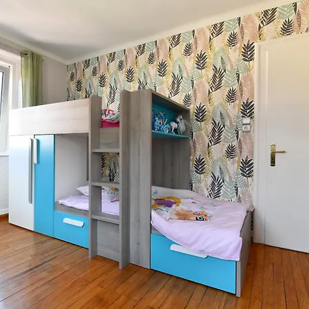 Des Hirondelles Apartment Ostheim