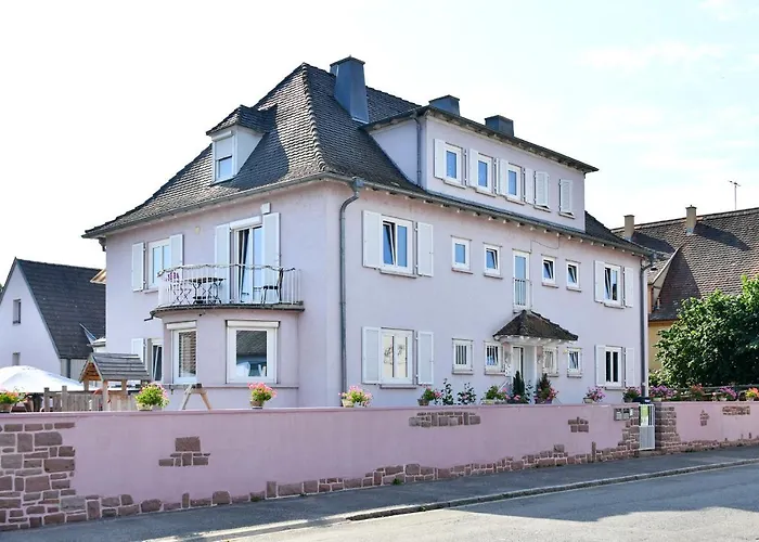 Des Hirondelles Lägenhet *